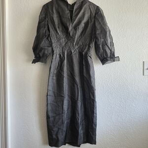 Elegant Black Checkered Long Sleeve Dress